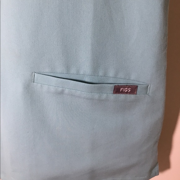 COPY - FIGS Women's Casma Sea Glass Scrub Top XXS - Picture 5 of 8